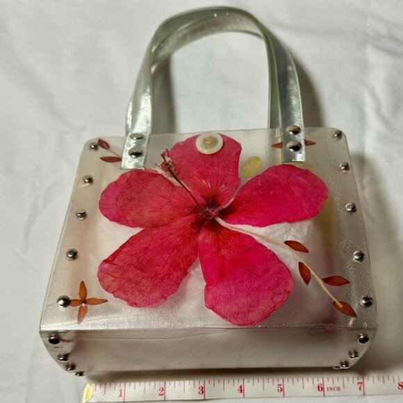 Clear Plastic - Hand Bag w Silver Plastic Handles / FREE GIFT - - Picture 4 of 14